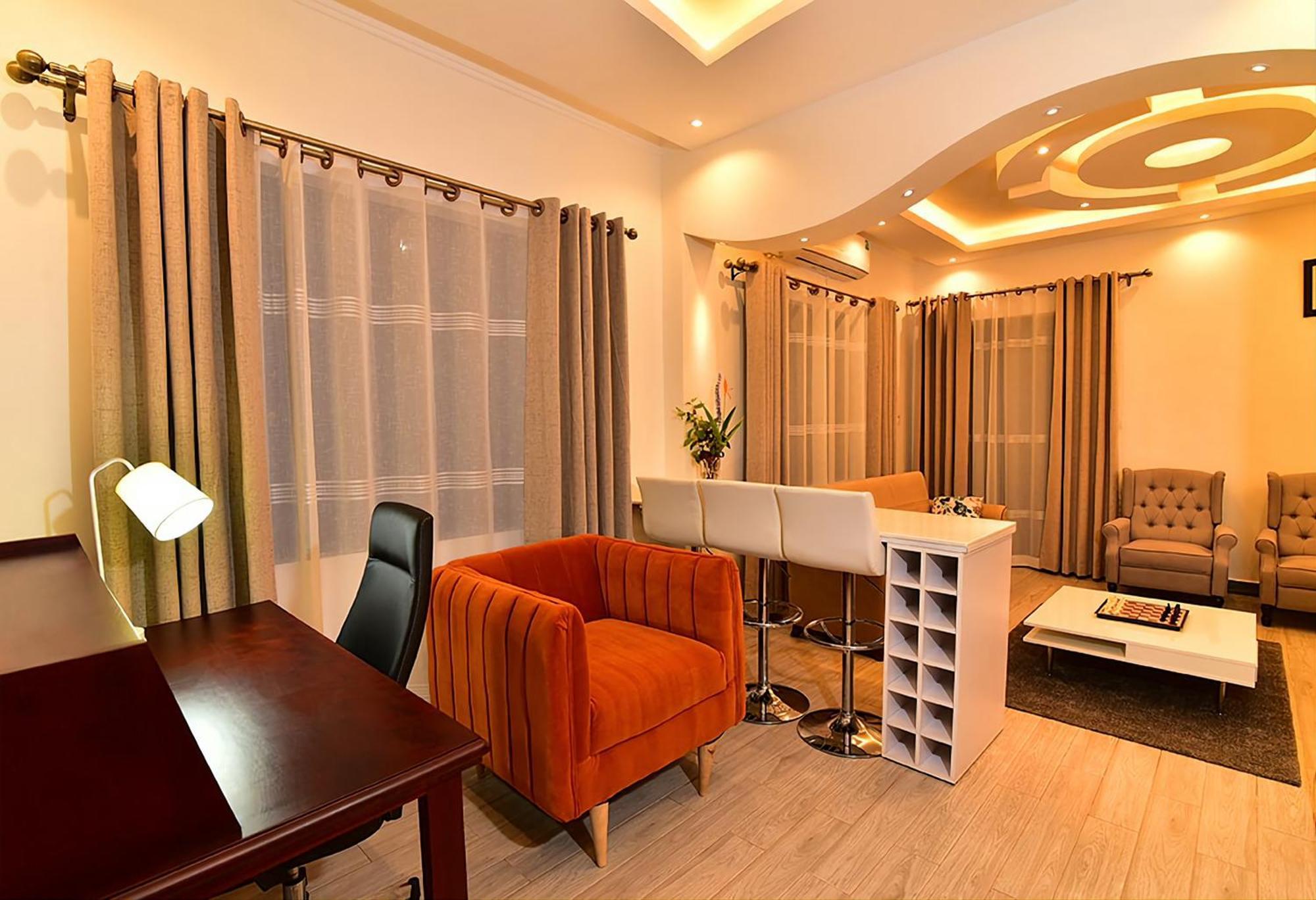 Entebbe Stay Apart-Hotel Екстер'єр фото