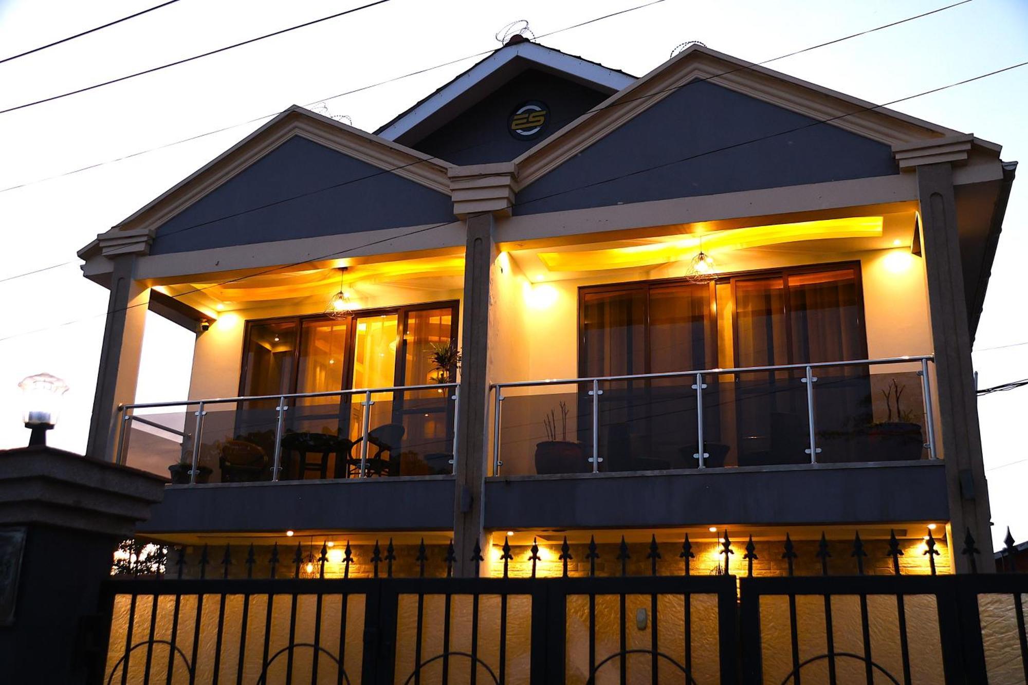 Entebbe Stay Apart-Hotel Екстер'єр фото